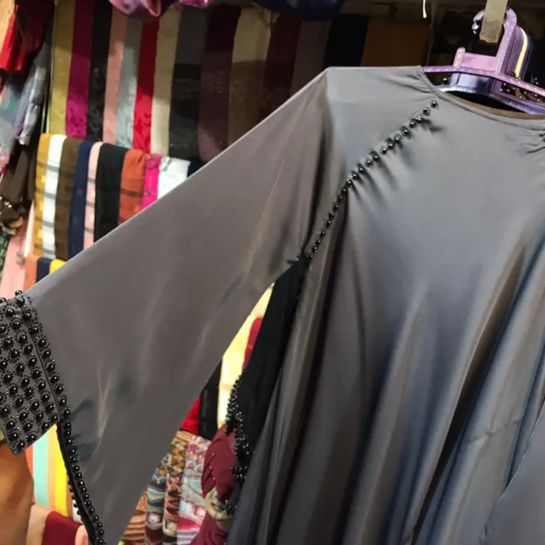 wholesale-abaya-with-black-beads