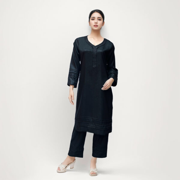 Black co ord sets Pakistan