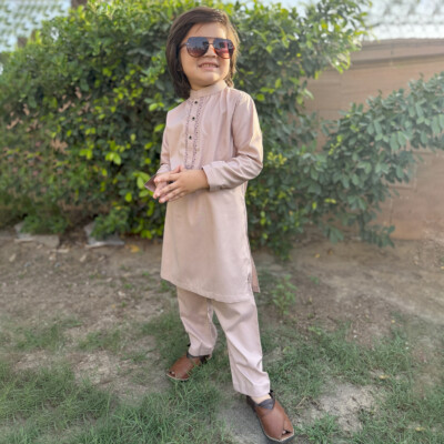 Light pink kids Pakistani Suits